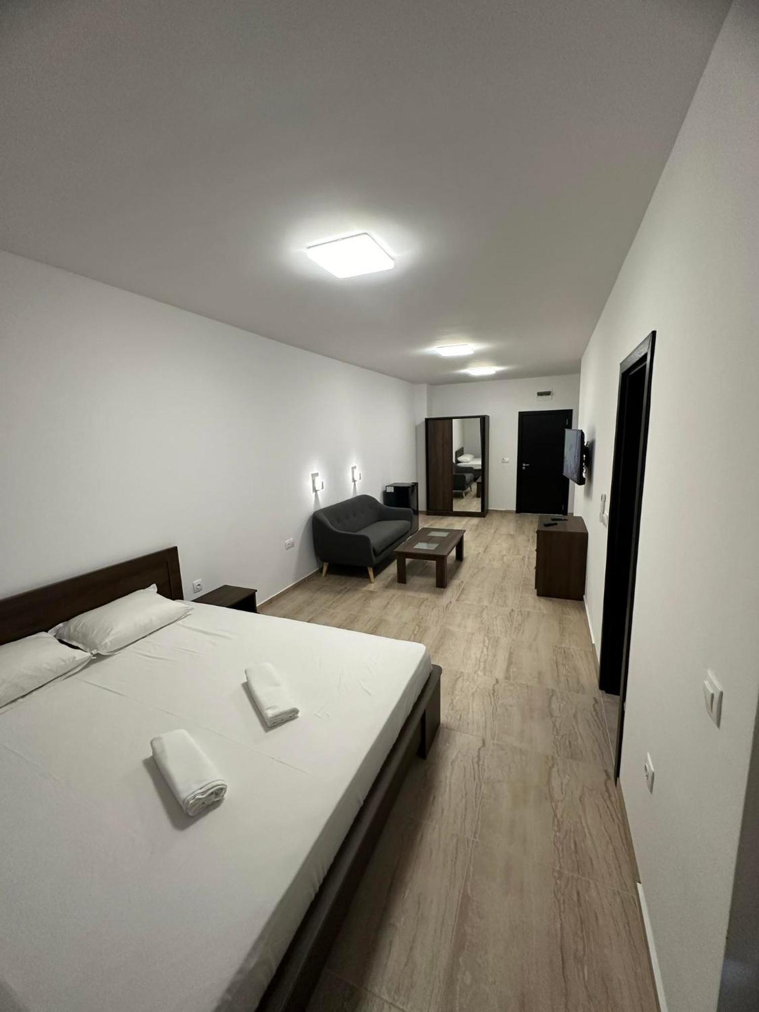 St George Apartcomplex Shkorpilovtsi Exterior foto