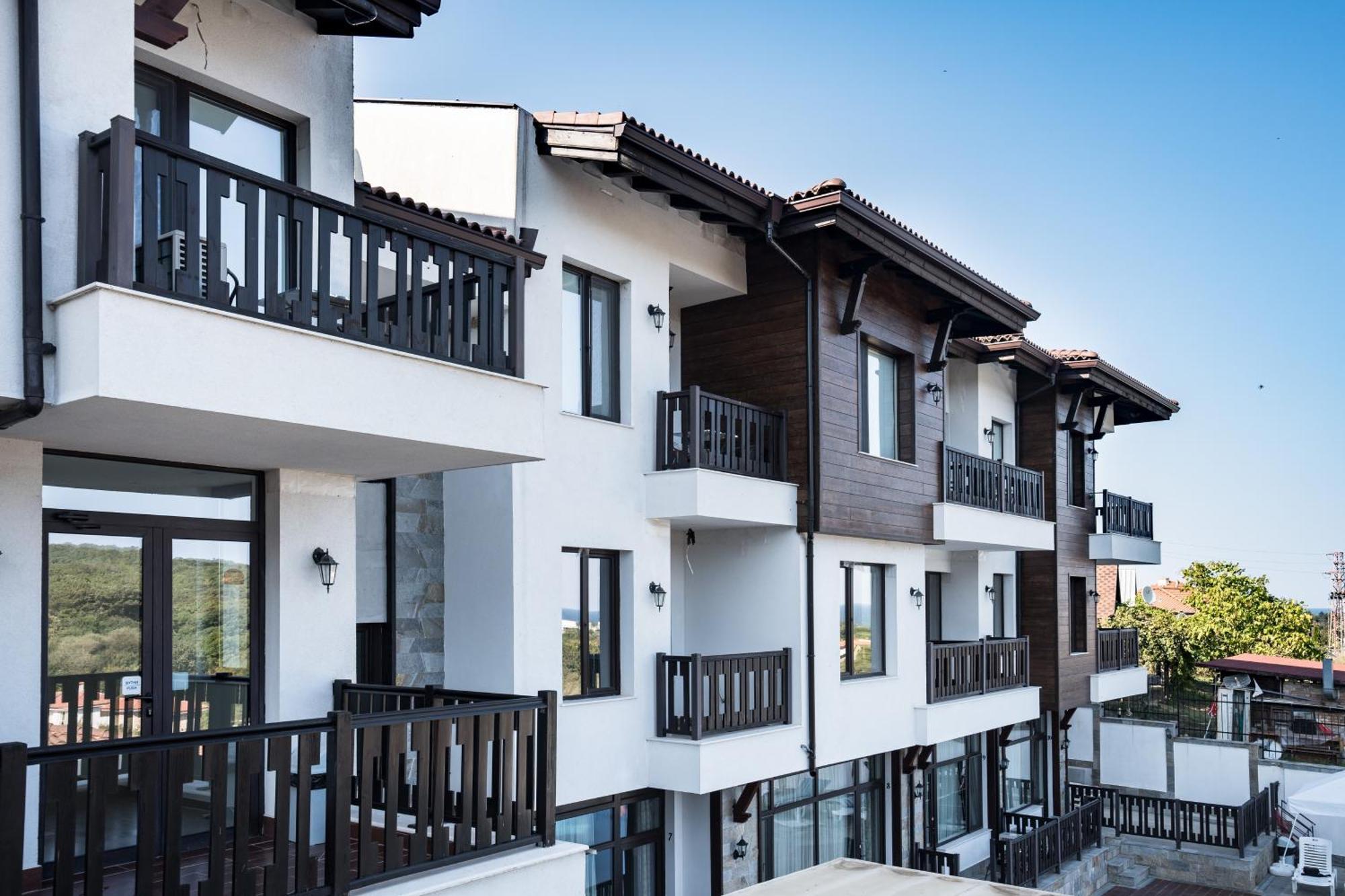 St George Apartcomplex Shkorpilovtsi Exterior foto